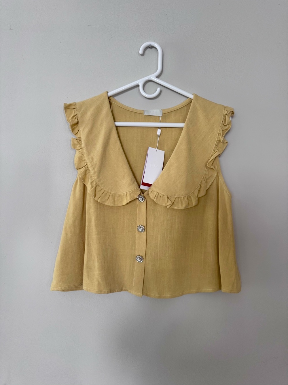 NEW “Q2” Yellow Ruffle Peter Pan Collar Sleeveless Top with